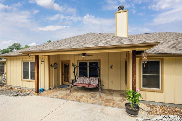 2260 Rocky Ridge Loop, Canyon Lake, TX 78133