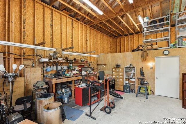 2260 Rocky Ridge Loop, Canyon Lake, TX 78133