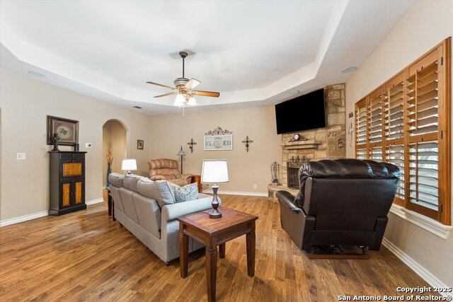 2260 Rocky Ridge Loop, Canyon Lake, TX 78133