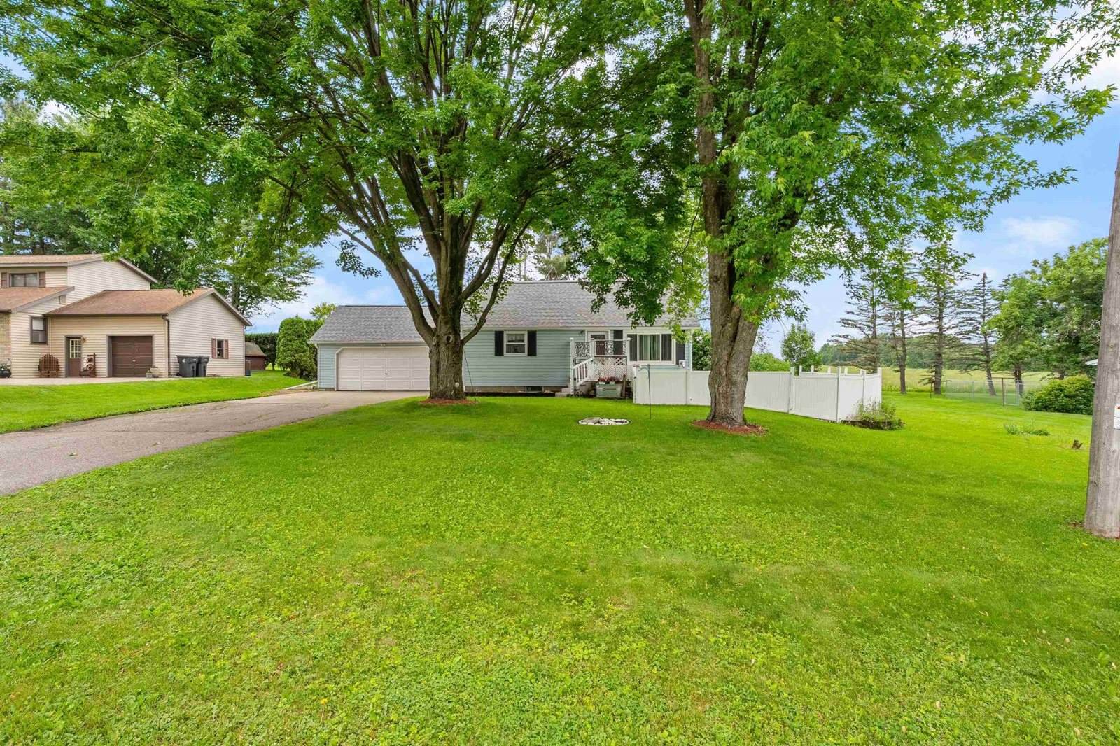 11165 Main Street, Hewitt, WI 54441