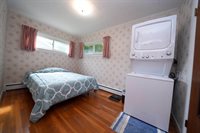 12 Davis Drive, Veazie, ME 04401