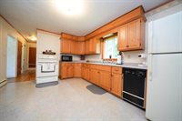 12 Davis Drive, Veazie, ME 04401