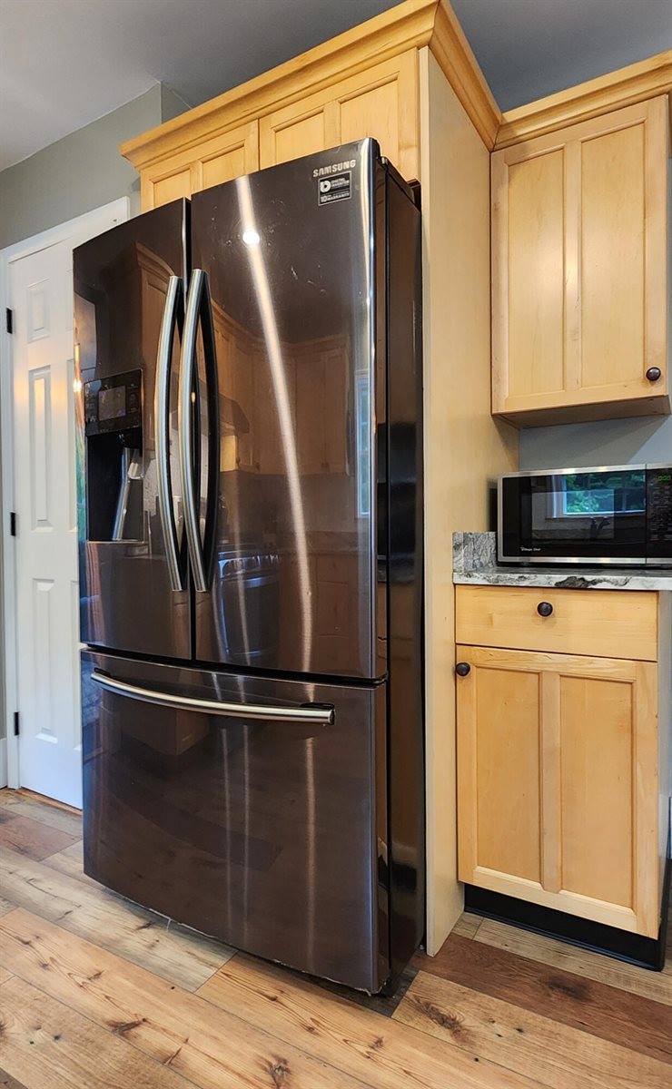 32 Nickerson Road, Searsport, ME 04974