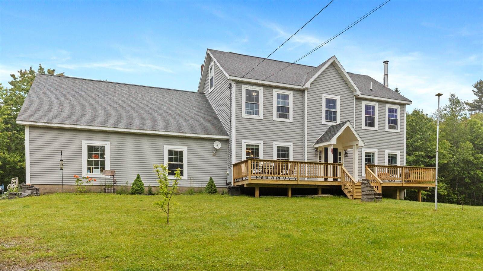 32 Nickerson Road, Searsport, ME 04974
