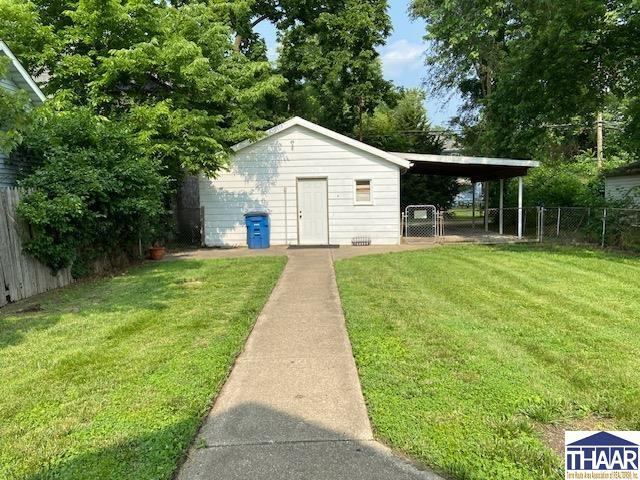 1925 North 6 1/2, Terre Haute, IN 47804