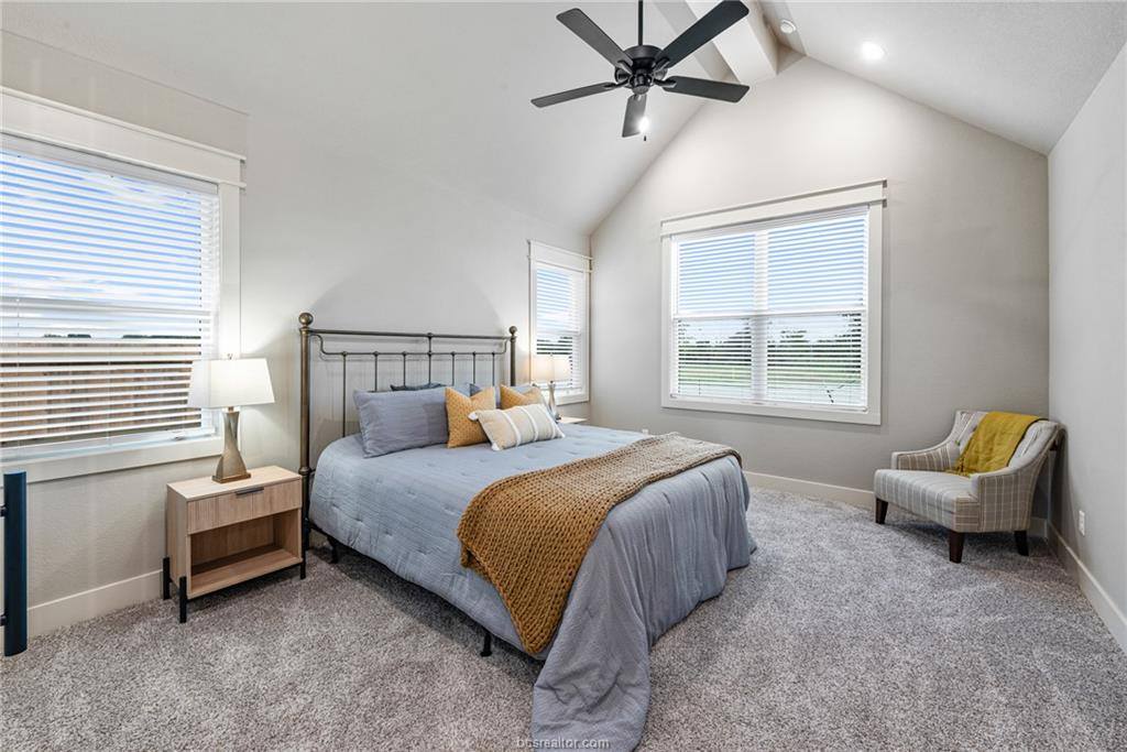 944 Calaveras, College Station, TX 77845