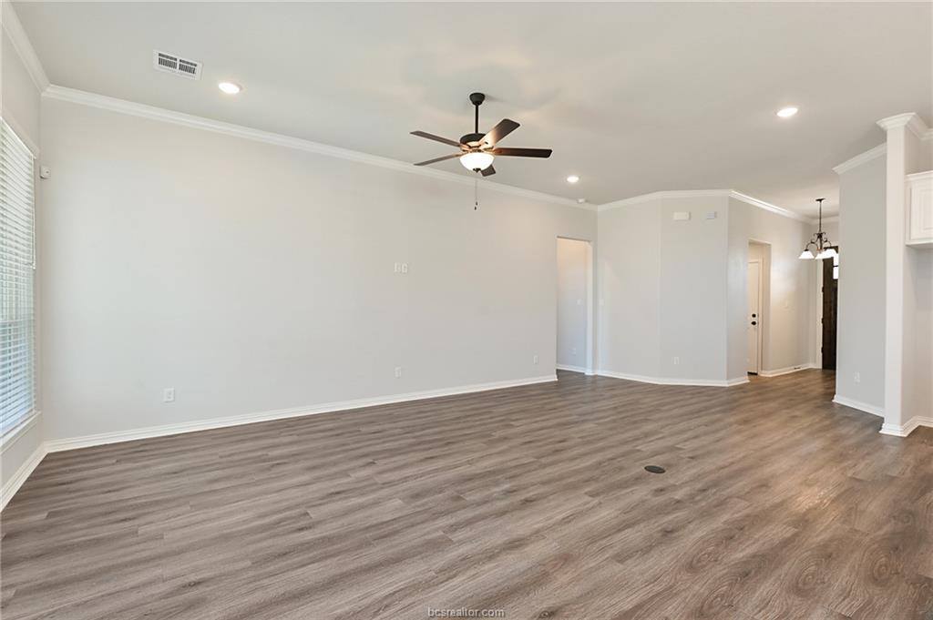 6436 Raleigh, College Station, TX 77845