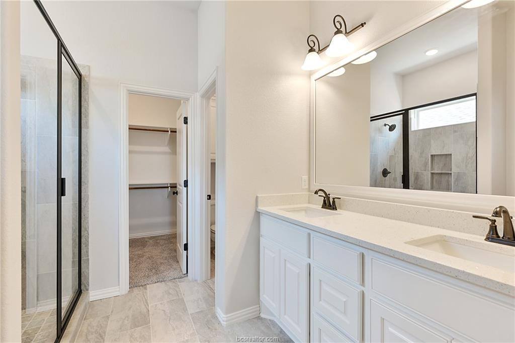 6436 Raleigh, College Station, TX 77845