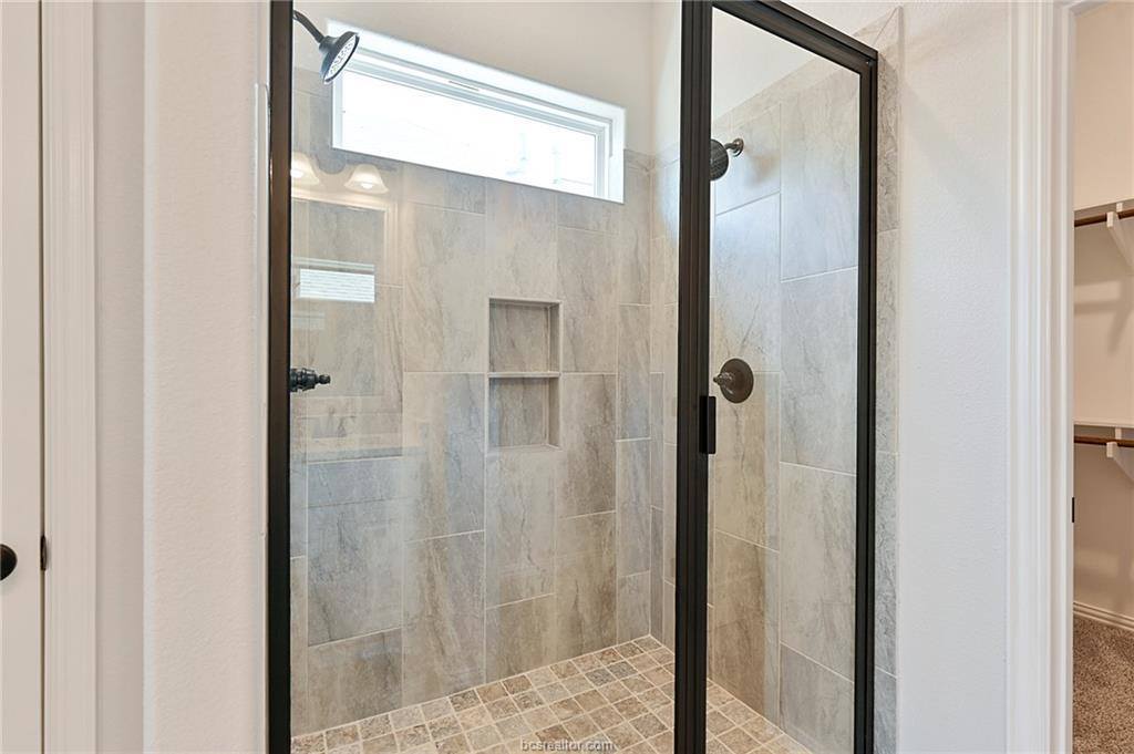 6436 Raleigh, College Station, TX 77845