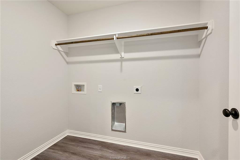 6436 Raleigh, College Station, TX 77845