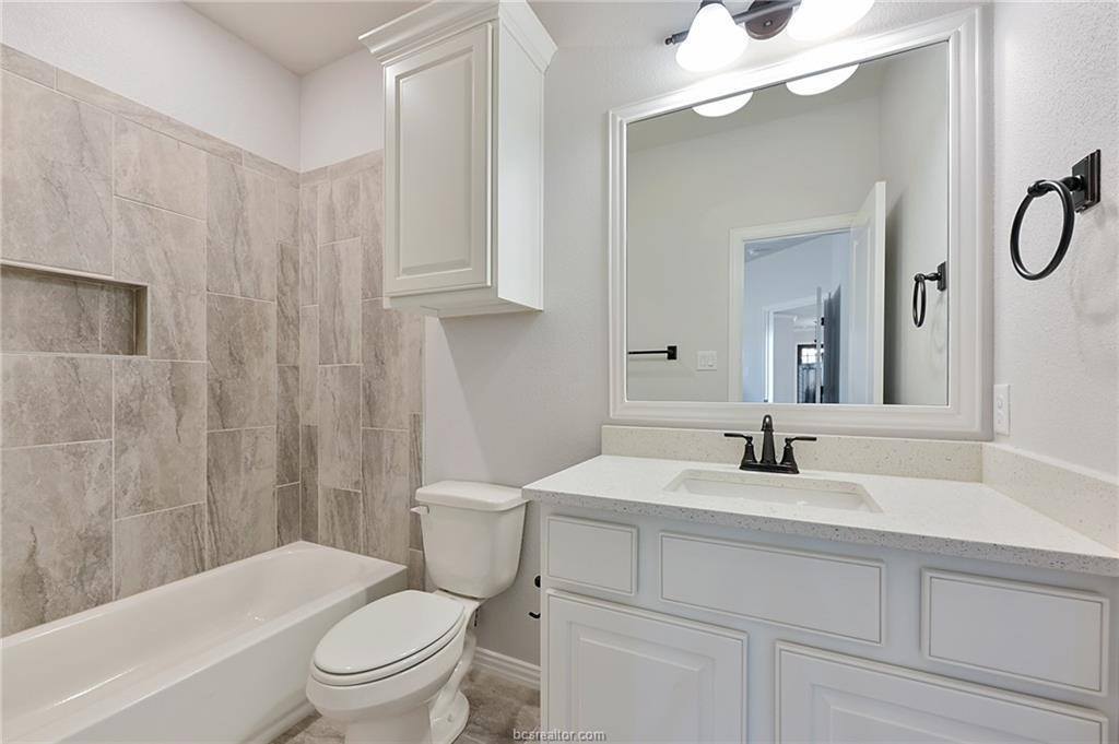 6436 Raleigh, College Station, TX 77845