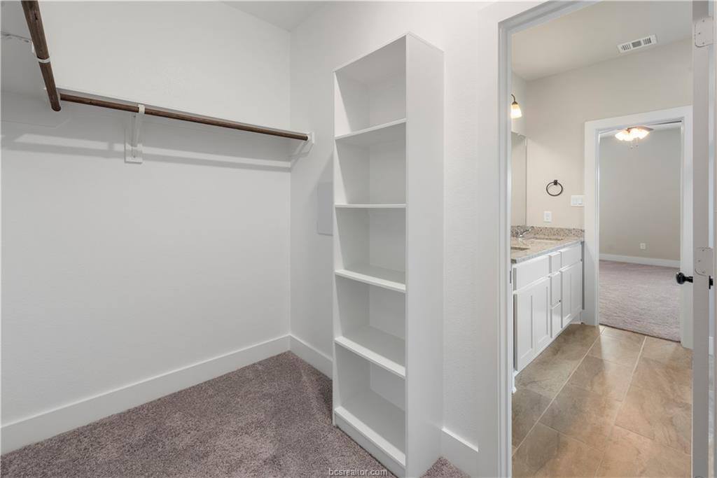 6105 Pocono Drive, College Station, TX 77845