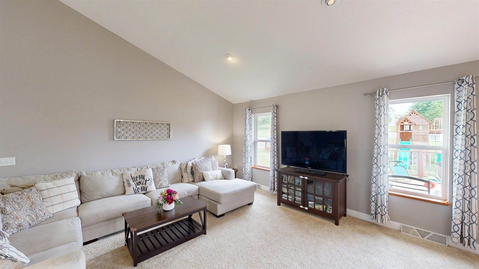 184 Badger Ln, Milton, WI 53563