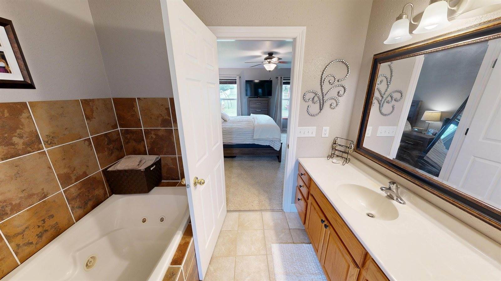 184 Badger Ln, Milton, WI 53563