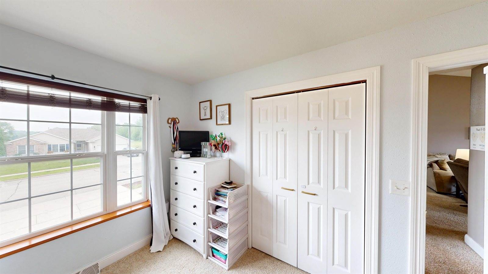 184 Badger Ln, Milton, WI 53563