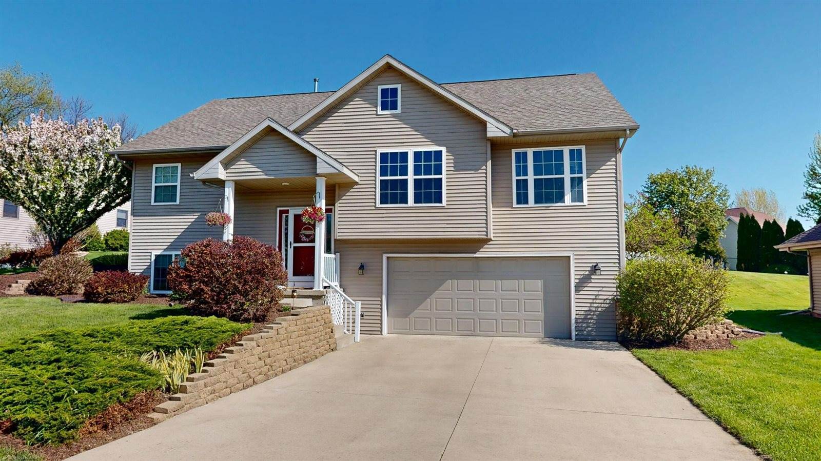 184 Badger Ln, Milton, WI 53563