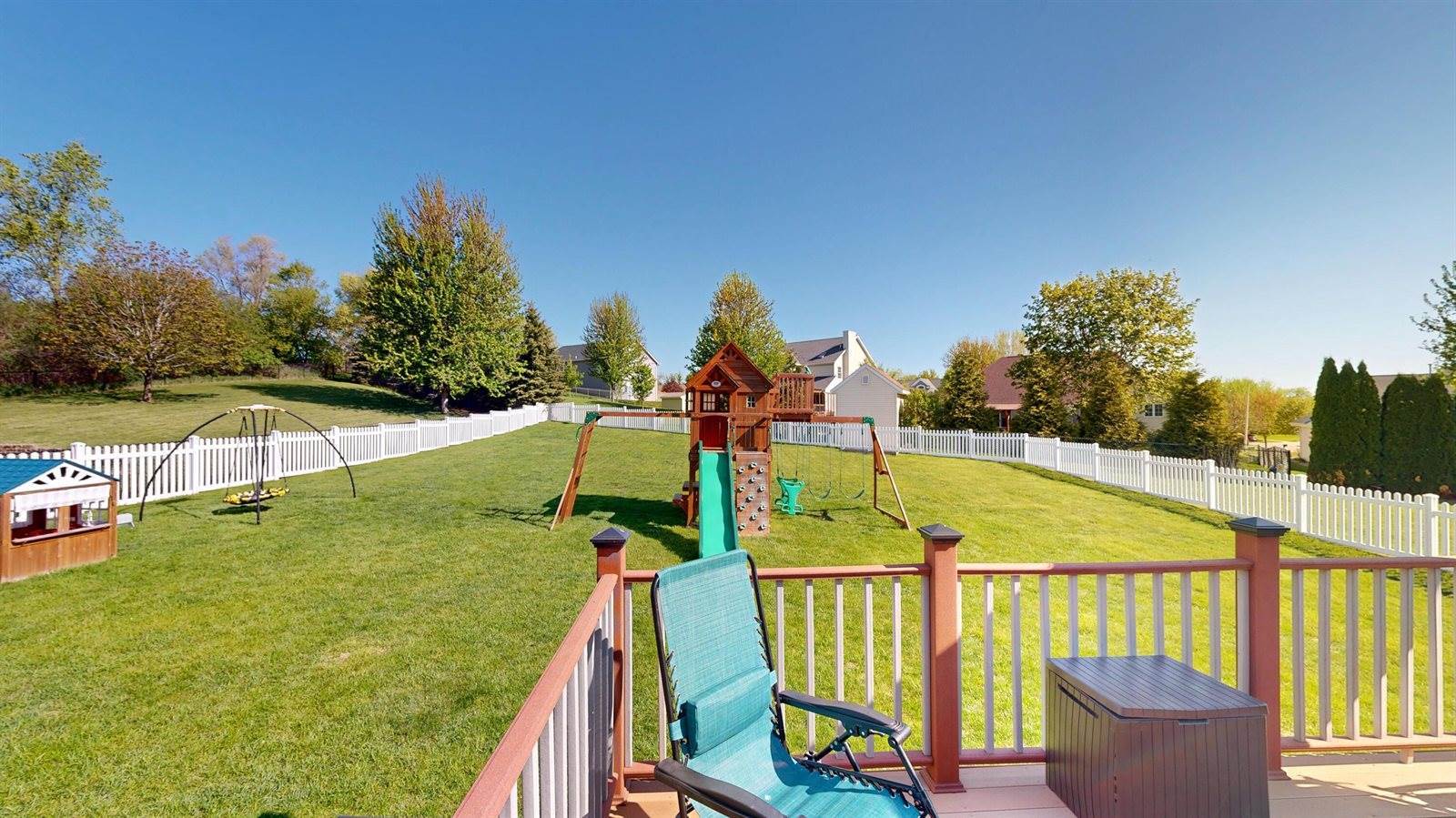 184 Badger Ln, Milton, WI 53563