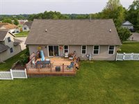 184 Badger Ln, Milton, WI 53563