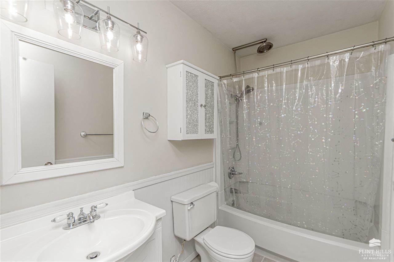 2428 Purcell’s Mill, Manhattan, KS 66502