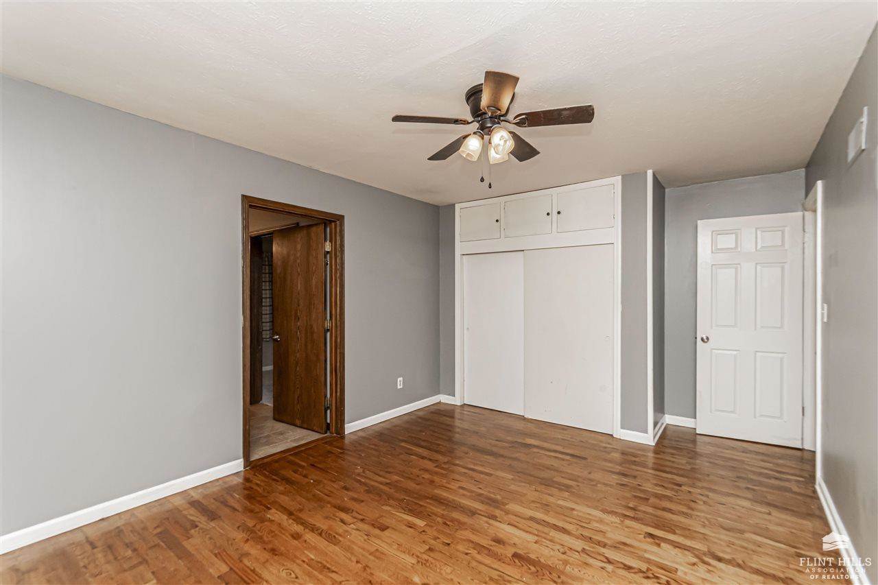 1107 North Olive, Abilene, KS 67410