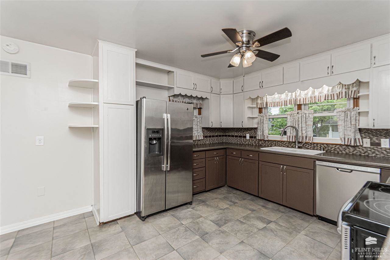 1107 North Olive, Abilene, KS 67410