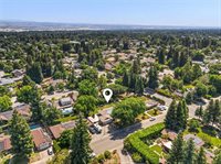 3014 Top Hand Court, Chico, CA 95973