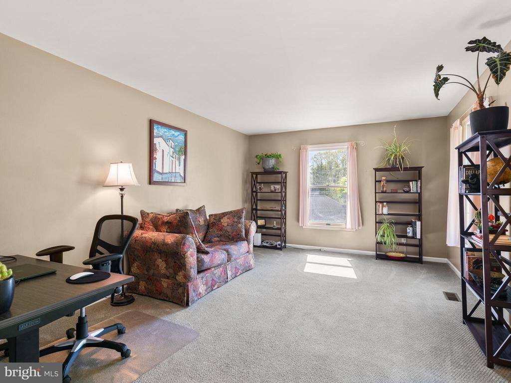 102 Noble Drive, Downingtown, PA 19335