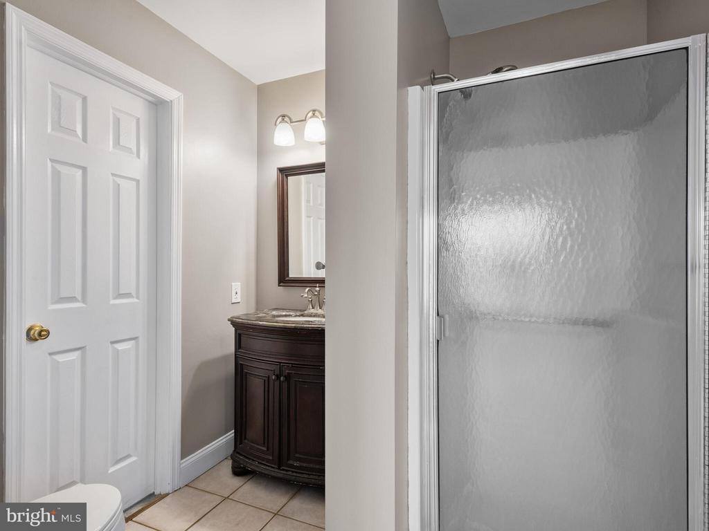 102 Noble Drive, Downingtown, PA 19335