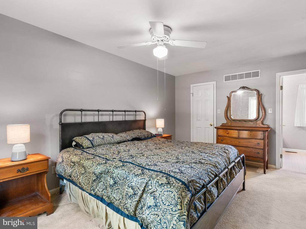 102 Noble Drive, Downingtown, PA 19335