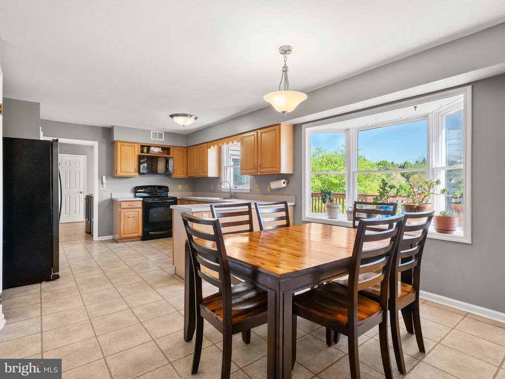 102 Noble Drive, Downingtown, PA 19335