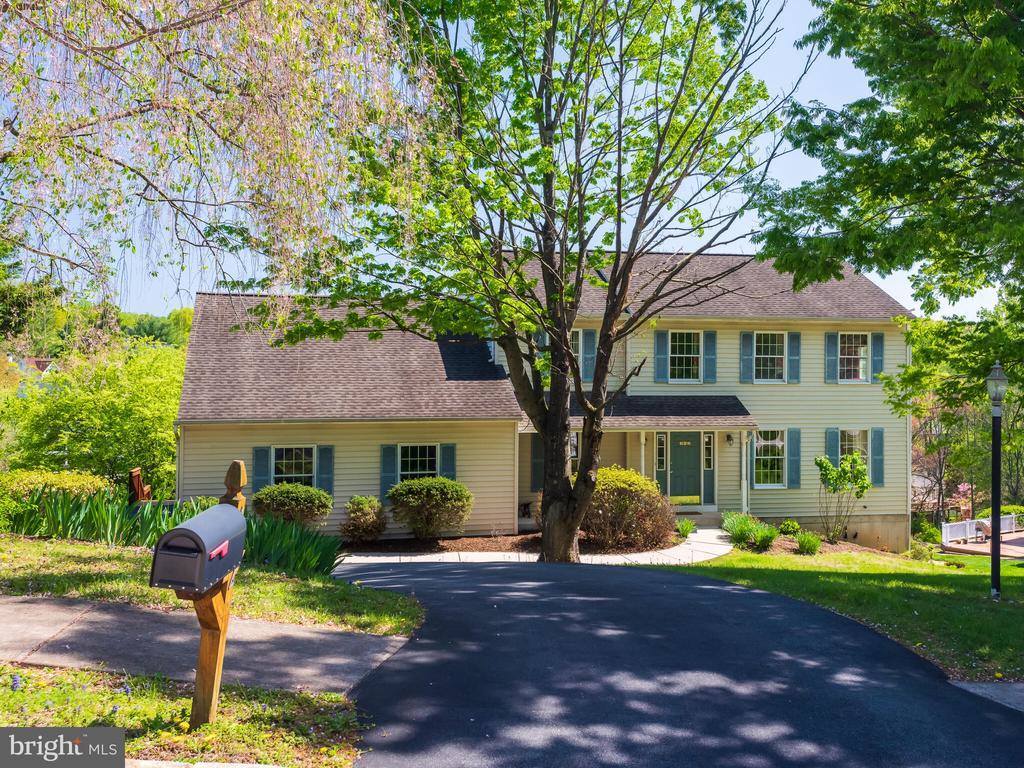 102 Noble Drive, Downingtown, PA 19335