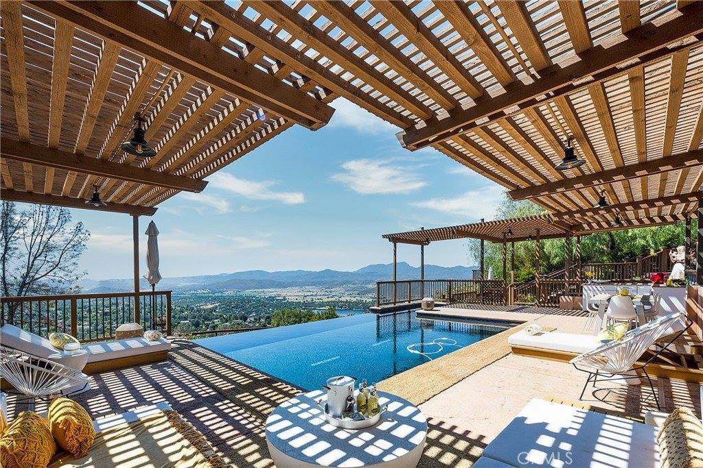 16038 Eagle Rock Road, Hidden Valley Lake, CA 95467