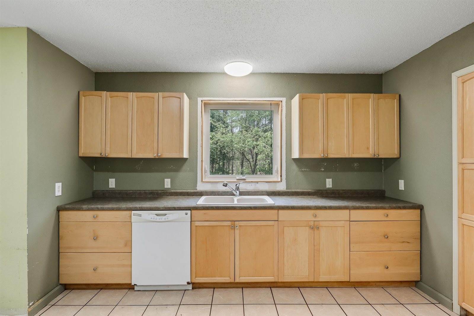 917 5th Avenue, Hancock, WI 54943