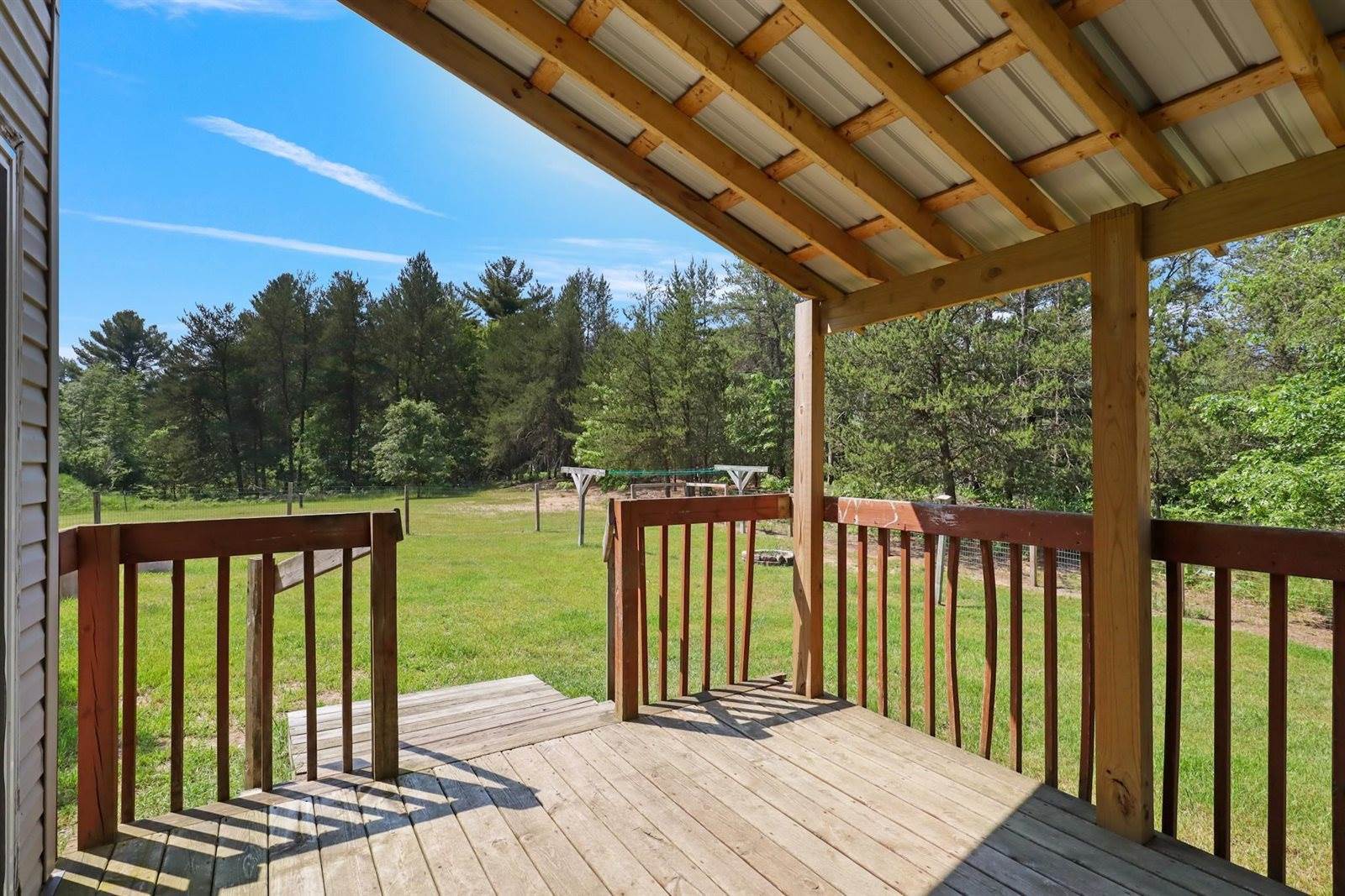 917 5th Avenue, Hancock, WI 54943