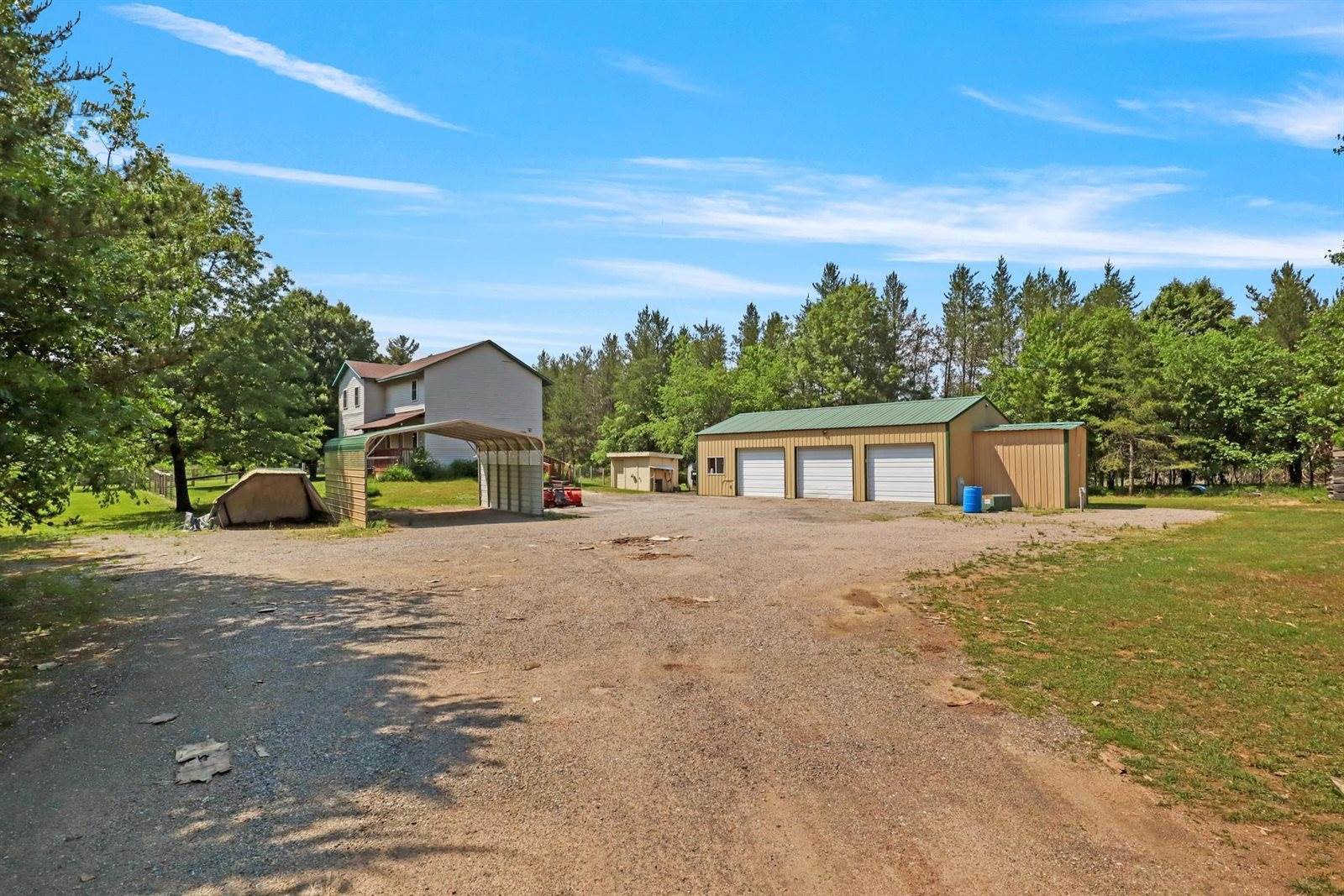 917 5th Avenue, Hancock, WI 54943