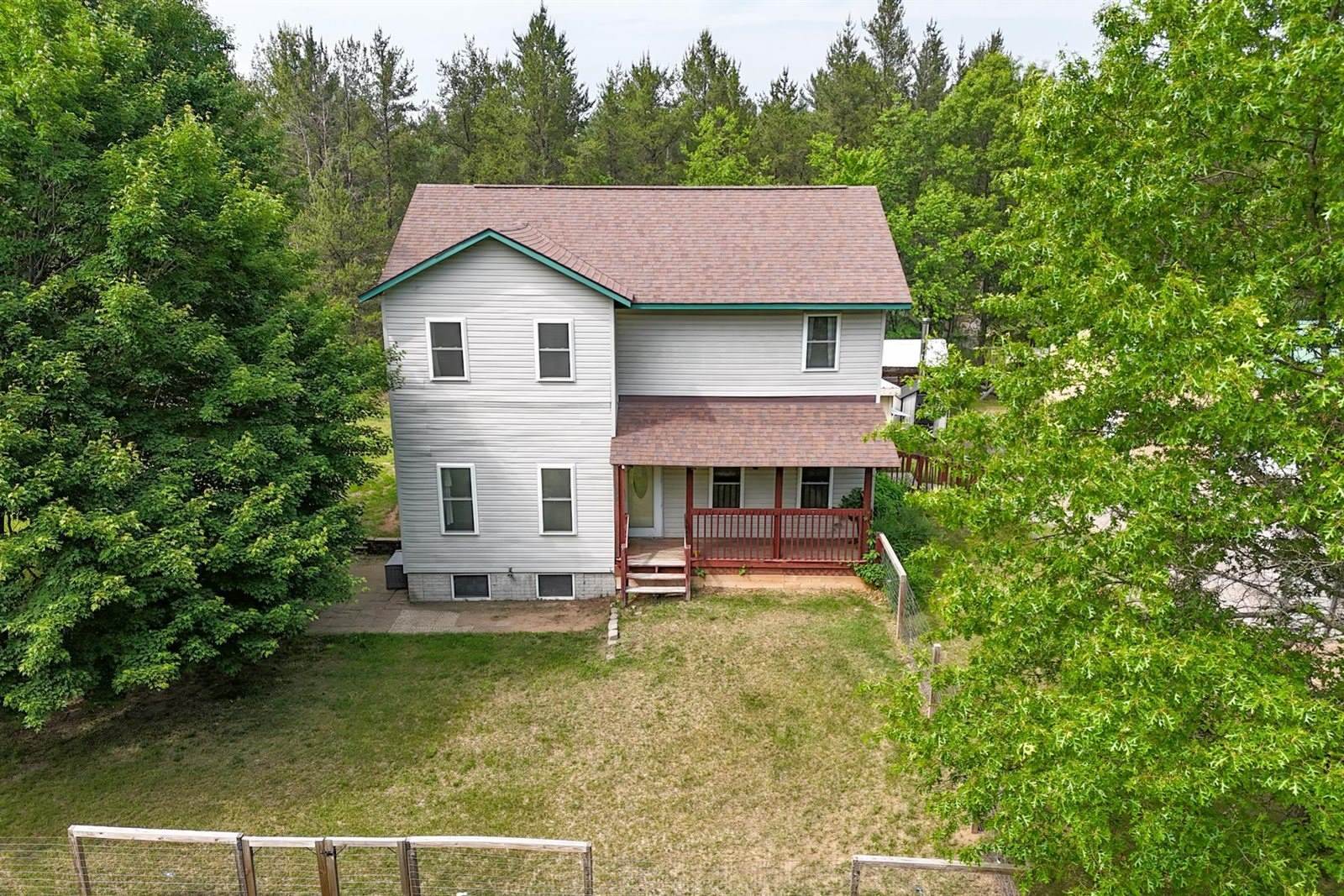 917 5th Avenue, Hancock, WI 54943