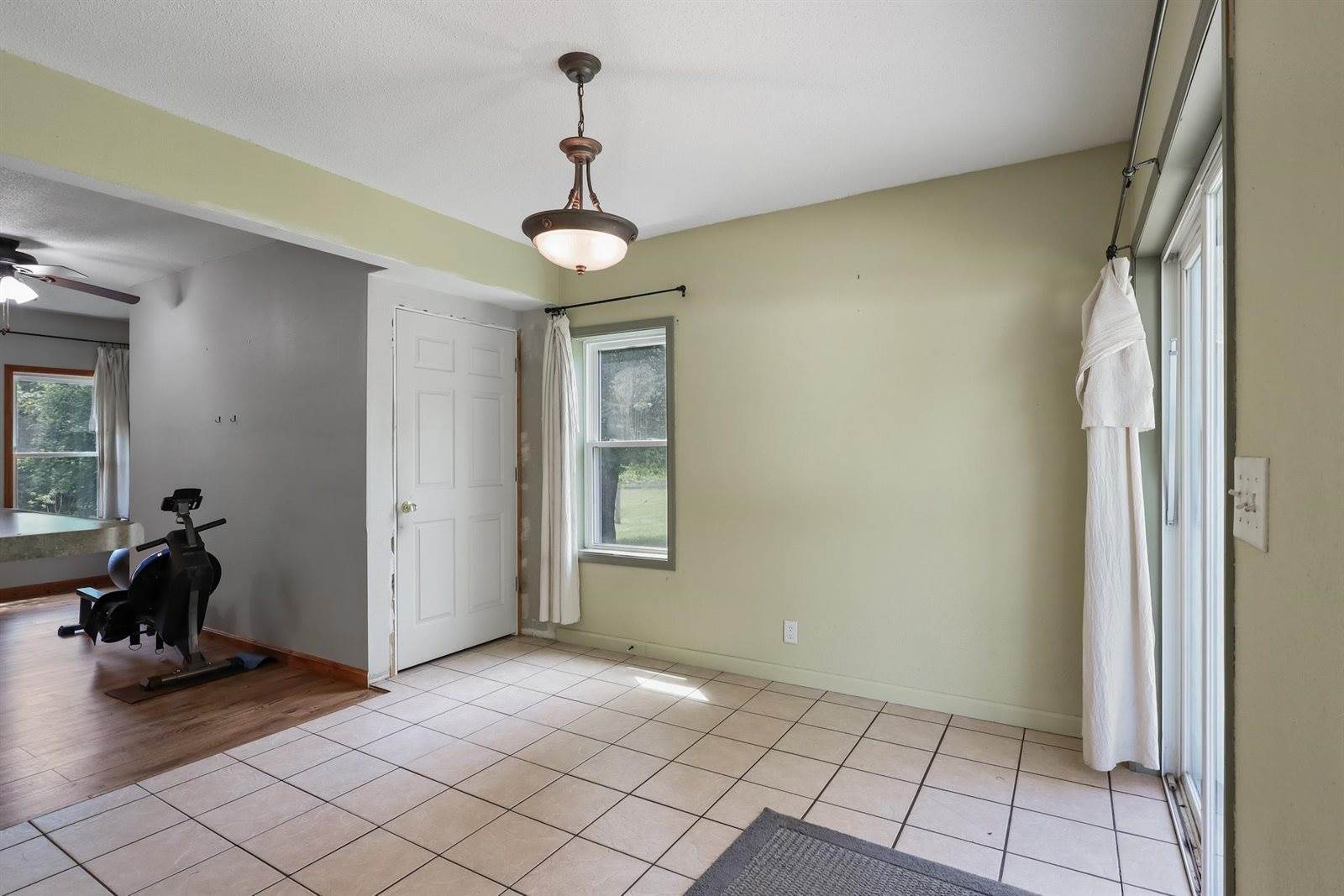 917 5th Avenue, Hancock, WI 54943