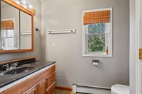 917 5th Avenue, Hancock, WI 54943