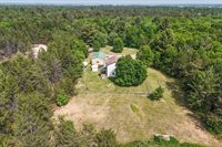 917 5th Avenue, Hancock, WI 54943