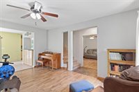 917 5th Avenue, Hancock, WI 54943