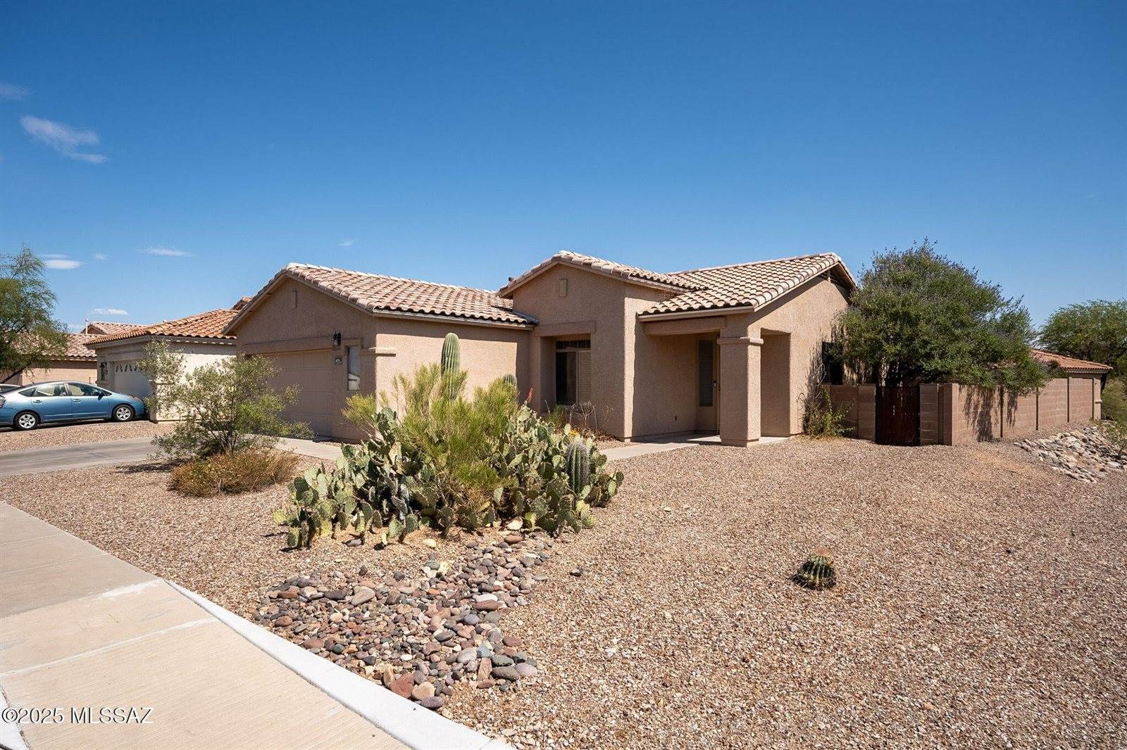 3979 West Prosperity Mine Place, Tucson, AZ 85745