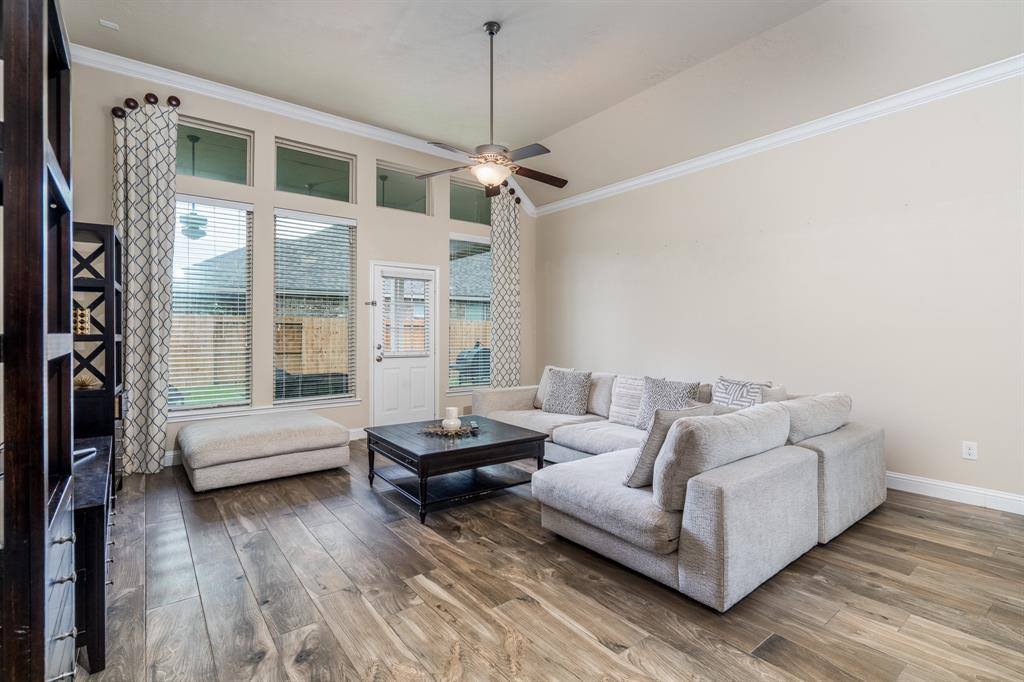 8506 Clarkman Ridge Lane, Cypress, TX 77433