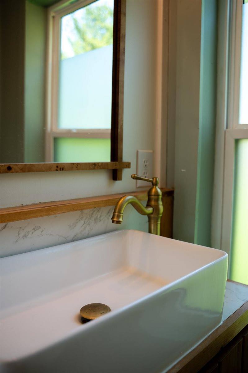 486 Main Street, Orono, ME 04473