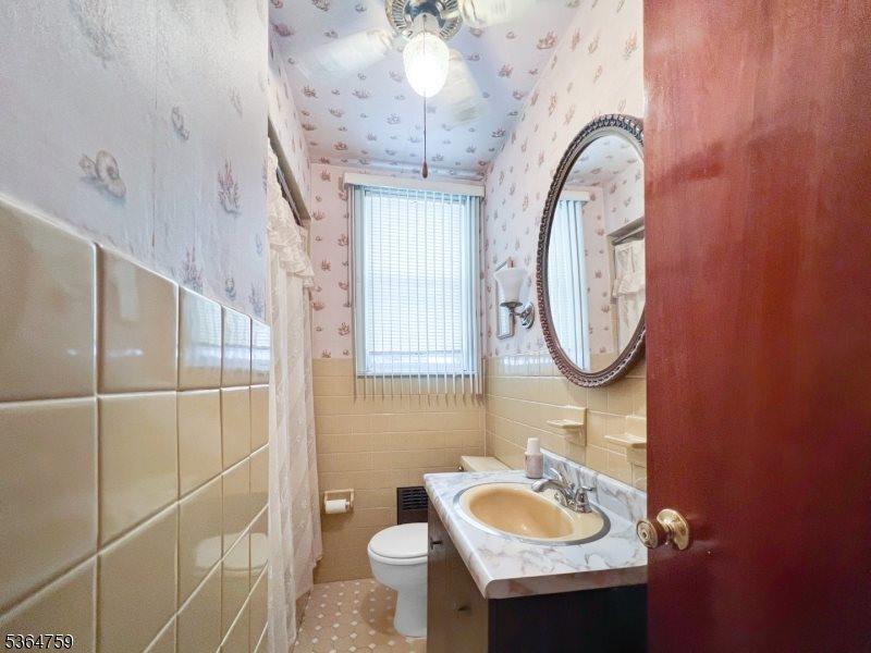 700-702 N 7Th St, Newark City, NJ 07107