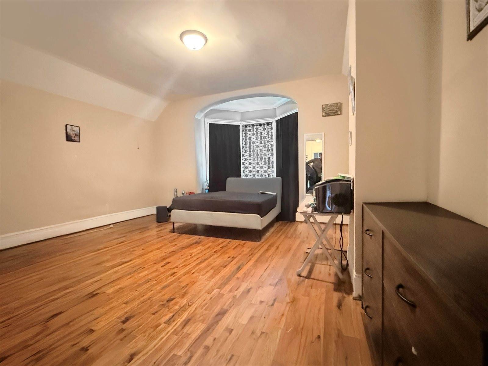 2030 West Pierce St, Milwaukee, WI 53204