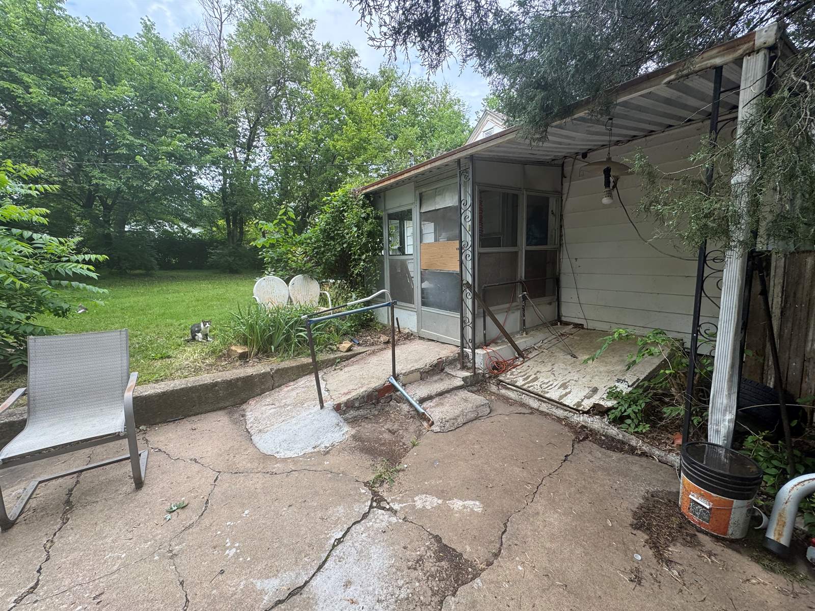 1815 SE Indiana Ave, Topeka, KS 66607