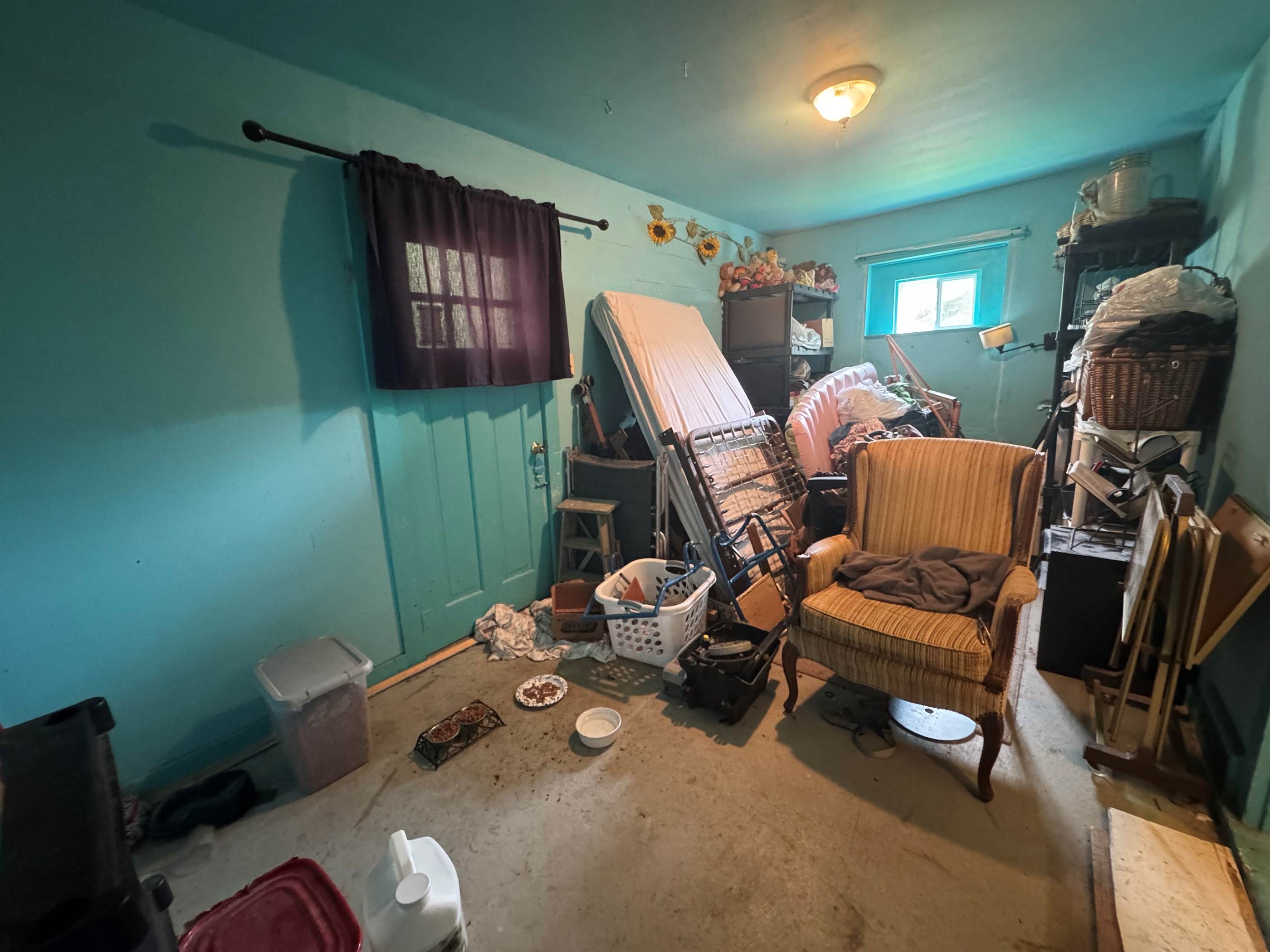 1815 SE Indiana Ave, Topeka, KS 66607