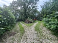 1815 SE Indiana Ave, Topeka, KS 66607