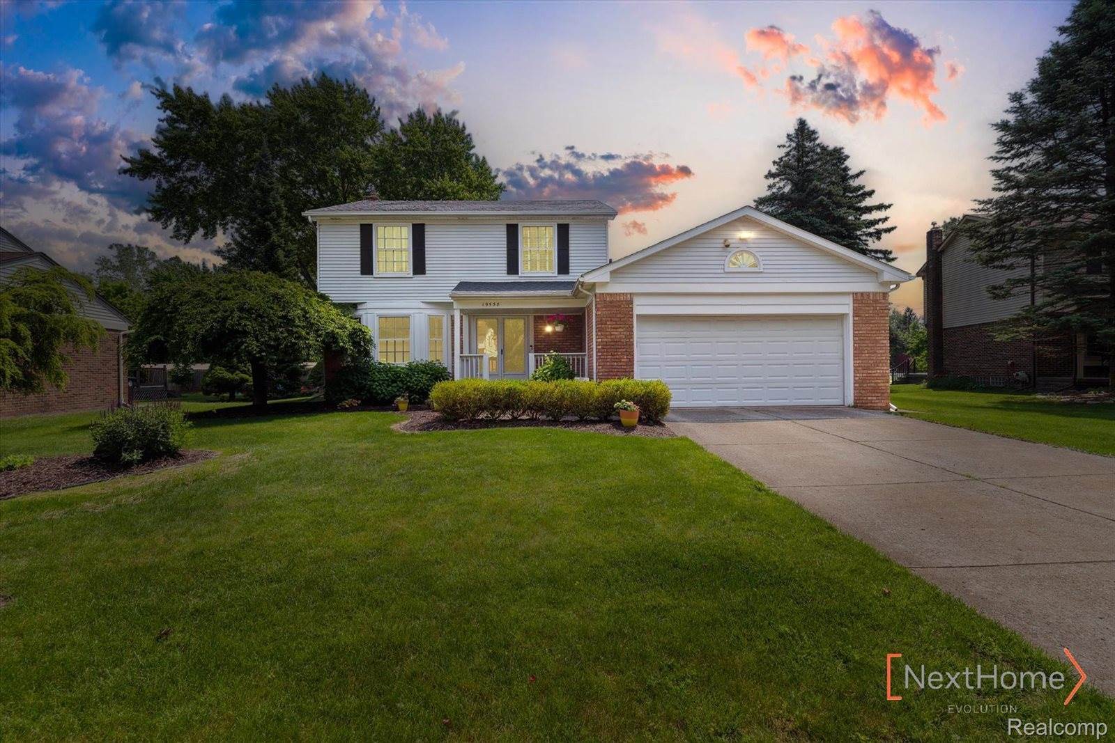 19538 Stamford Drive, Livonia, MI 48152
