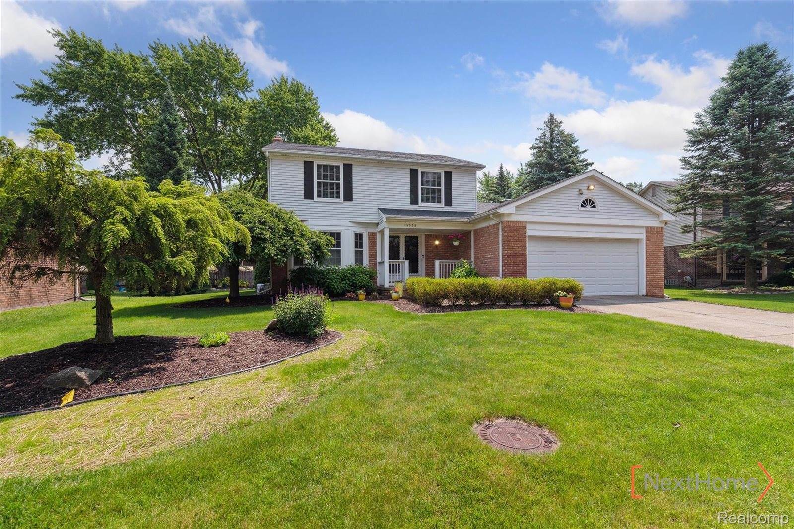 19538 Stamford Drive, Livonia, MI 48152